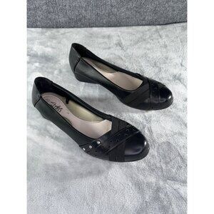 Comfort Trendz womens 10 black slip on flats slip resistence